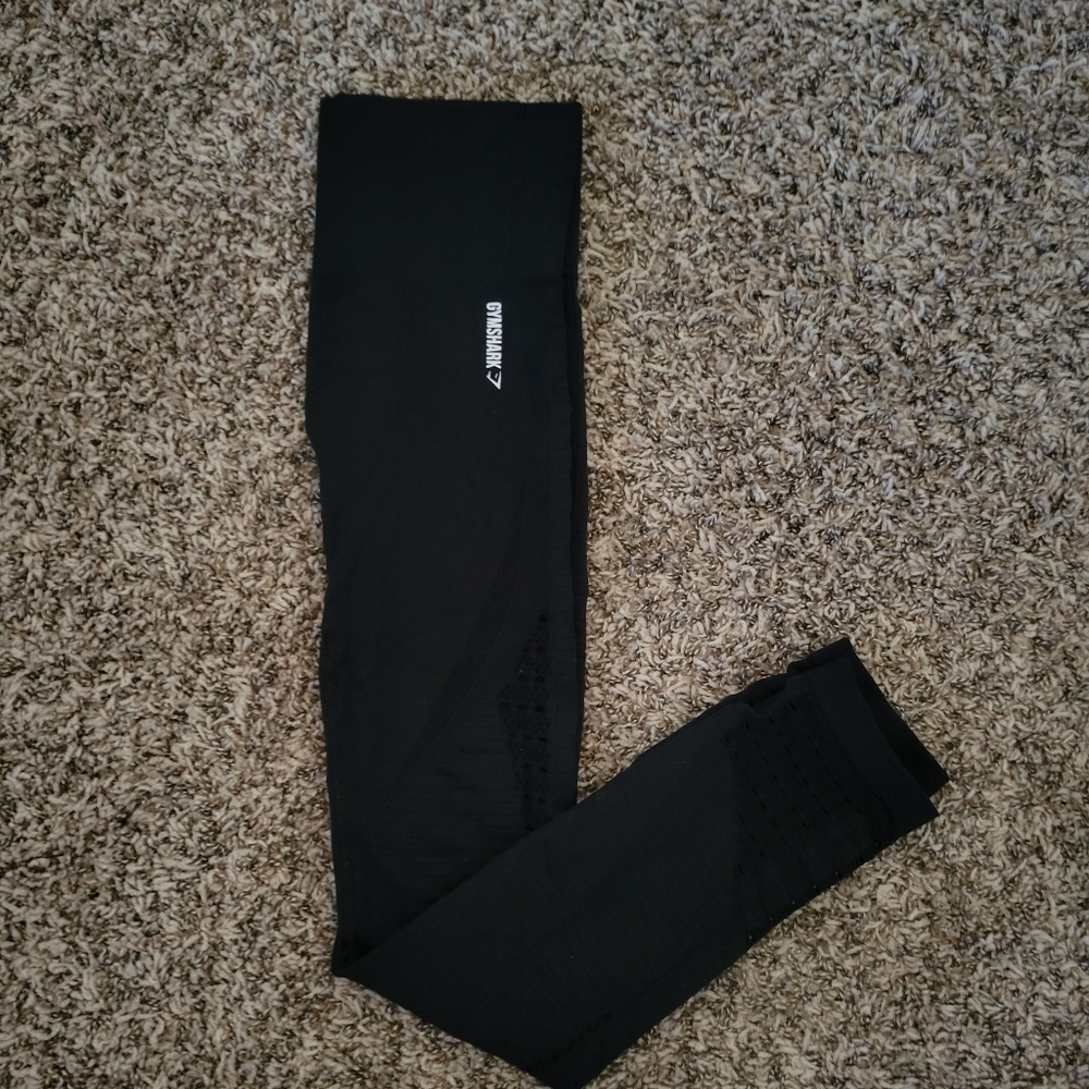 Gymshark energy+ seamless leggings Black